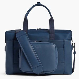 Monos travel bag weekender with metro pouch